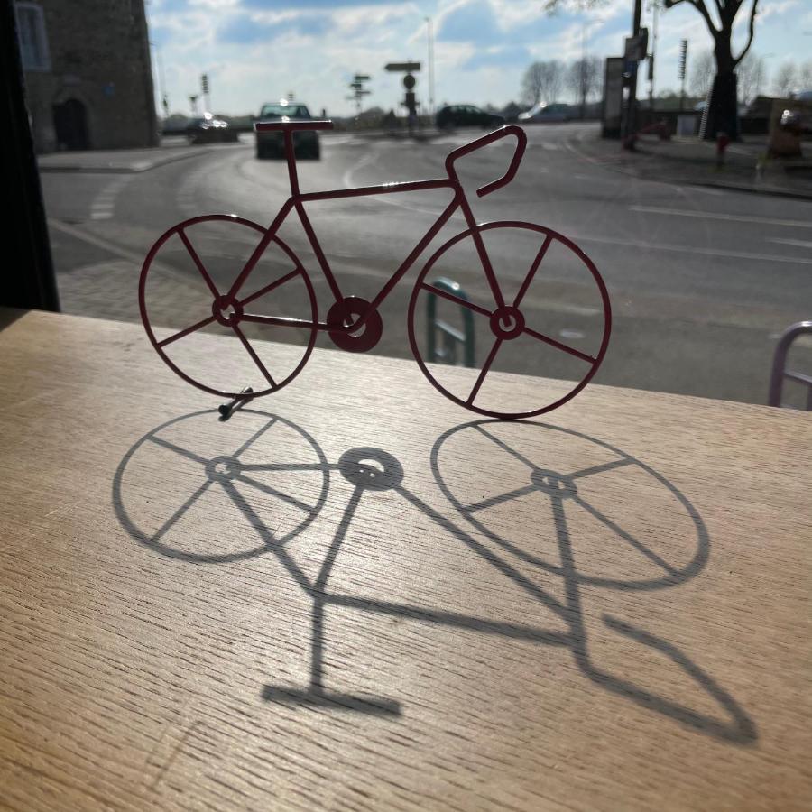 Cafe Velo 讷韦尔 外观 照片